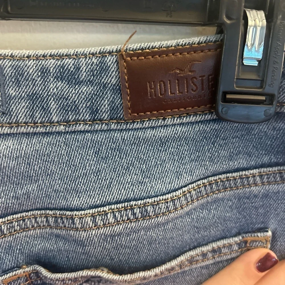 Hollister Ultra High Rise Vintage Straight 5R W27 L27